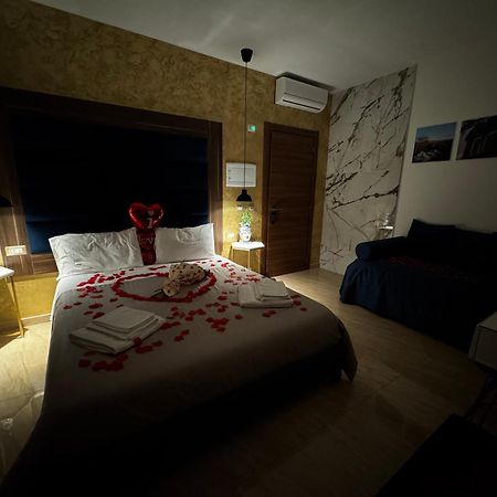 Diamond Bed & Breakfast รานดัซโซ ภายนอก รูปภาพ